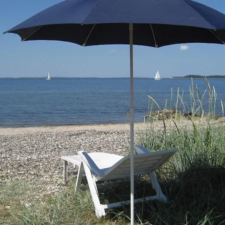 Two-bedroom Holiday In Roslev 3 Holiday home Noreng